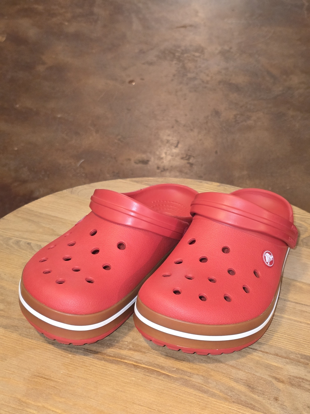 Crocs Crocband Gum Clog Court Red Red Brown Stripe W9 M7